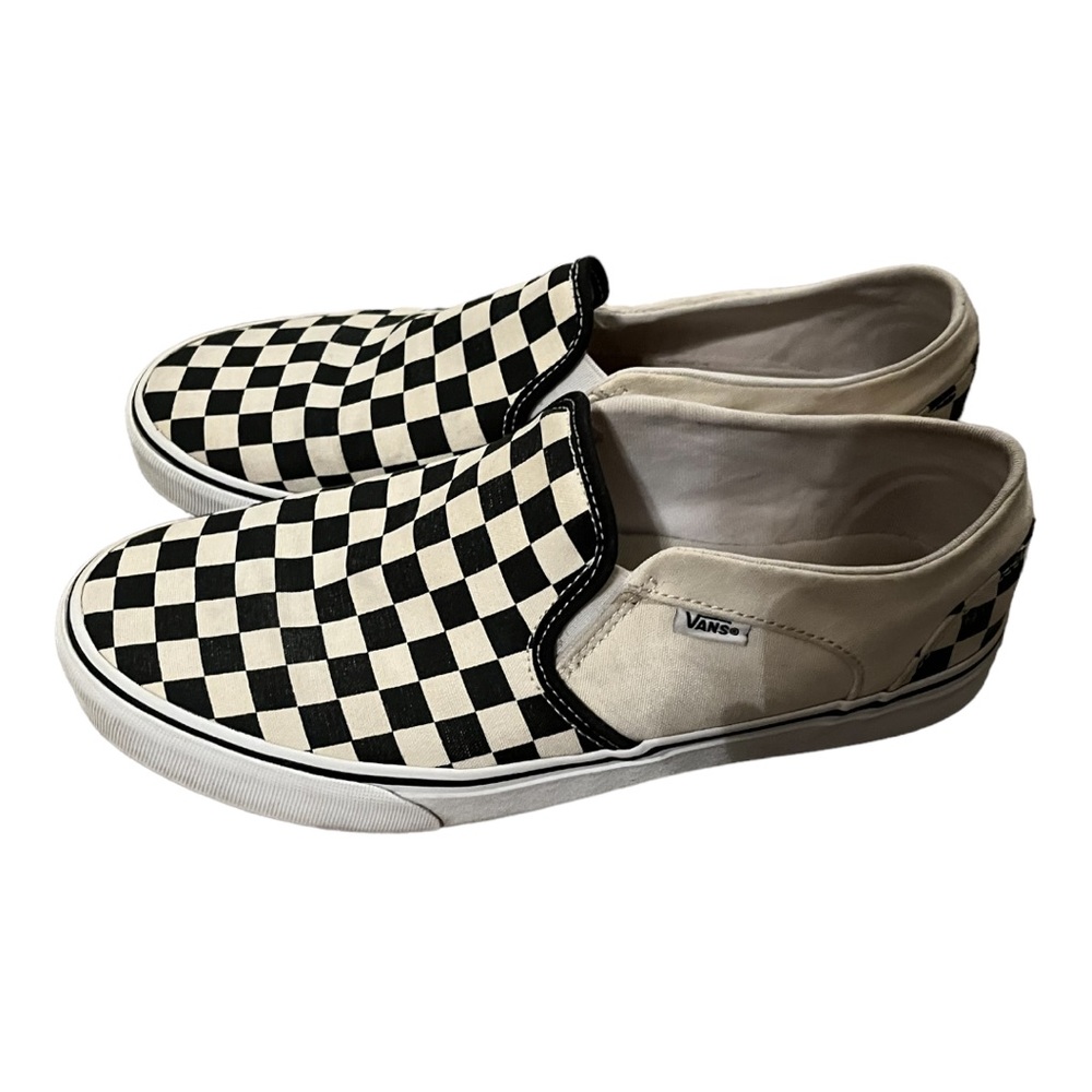 Slip-on checkered Vans